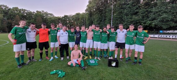 U19 sichert sich mit einem 5:4 Sieg den Klassenerhalt