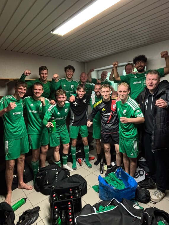1.Herren überzeugt spielerisch beim 2:0 in Bruchhausen-Vilsen