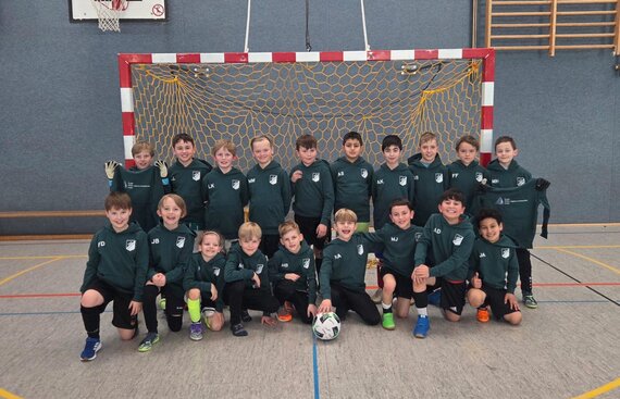 Neue Hoodies für unsere U09!