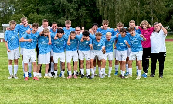 U17 schreibt Erfolgsgeschichte: Aufsteiger, Vizemeister und Landesliga-Chance